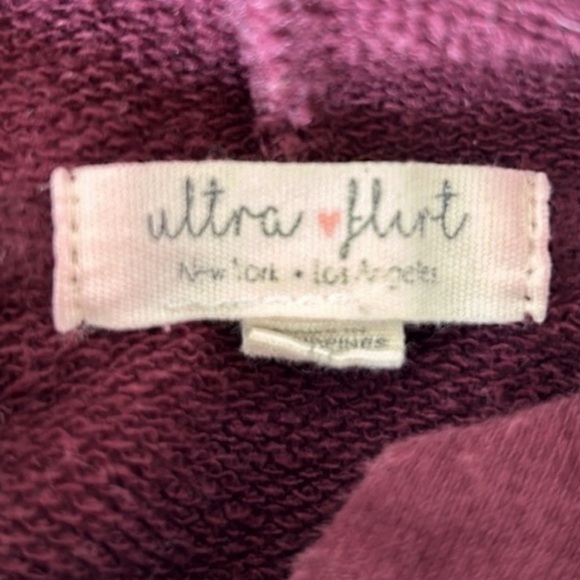 Ultra Flirt hoodie pullover top. Lace up front. Burgundy. Cotton blend. Size M - Picture 5 of 7